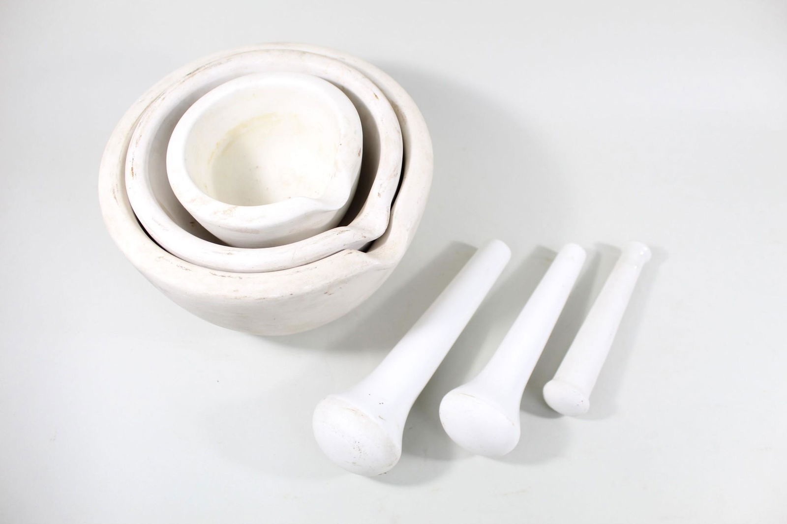 3 Apothecary Coors Porcelain Mortar & Pestle Labware US (1 of 9)