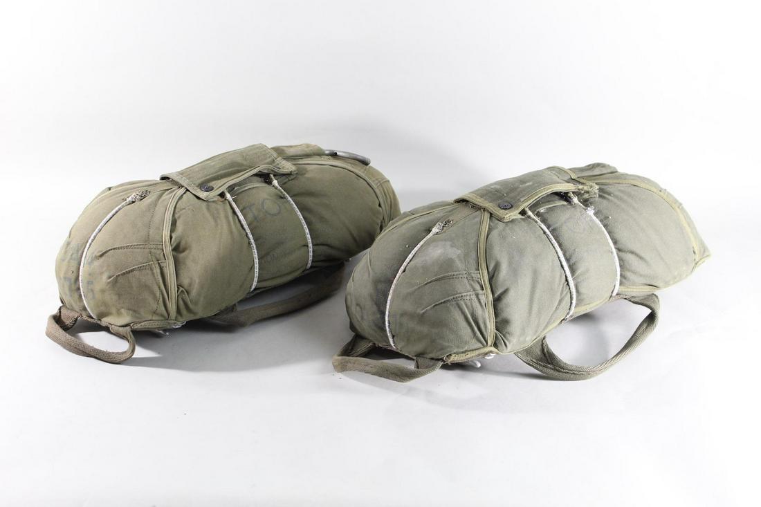 2 Army Green Military Parachutes, Vietnam War (1/3) (1 of 11)