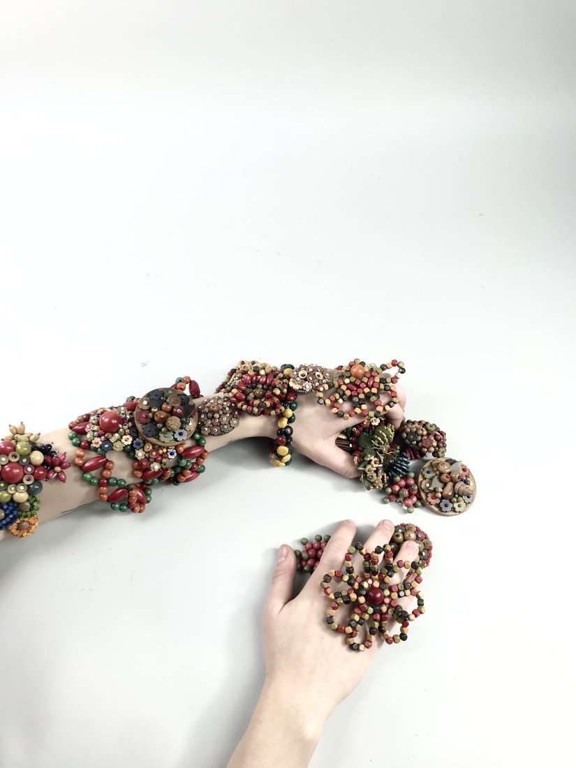 25 Piece Lot Colorful Vintage Wooden Jewelry, Czech (1 of 18)