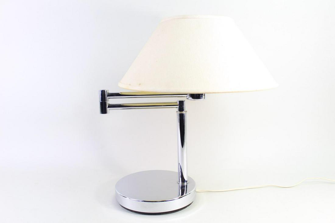 Mid-Century Modern Von Nessen Style Swing Arm Desk Lamp (1 of 12)