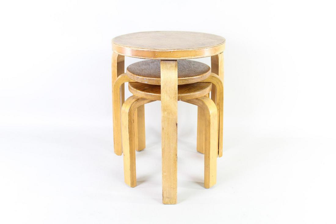 Set 3 Alvar Aalto Style Bentwood Nesting Tables Stools (1 of 18)