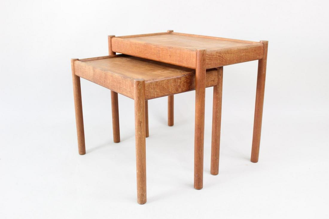 Pair Wood Mid Century Modern Style Nesting Side Tables (1 of 10)