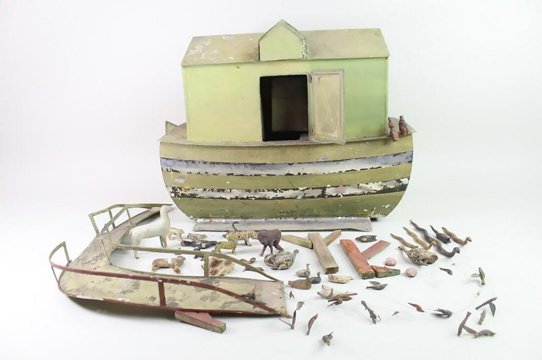 Tin Folk Art Miniature Noahs Ark Boat Model w/ Animals (1 of 18)