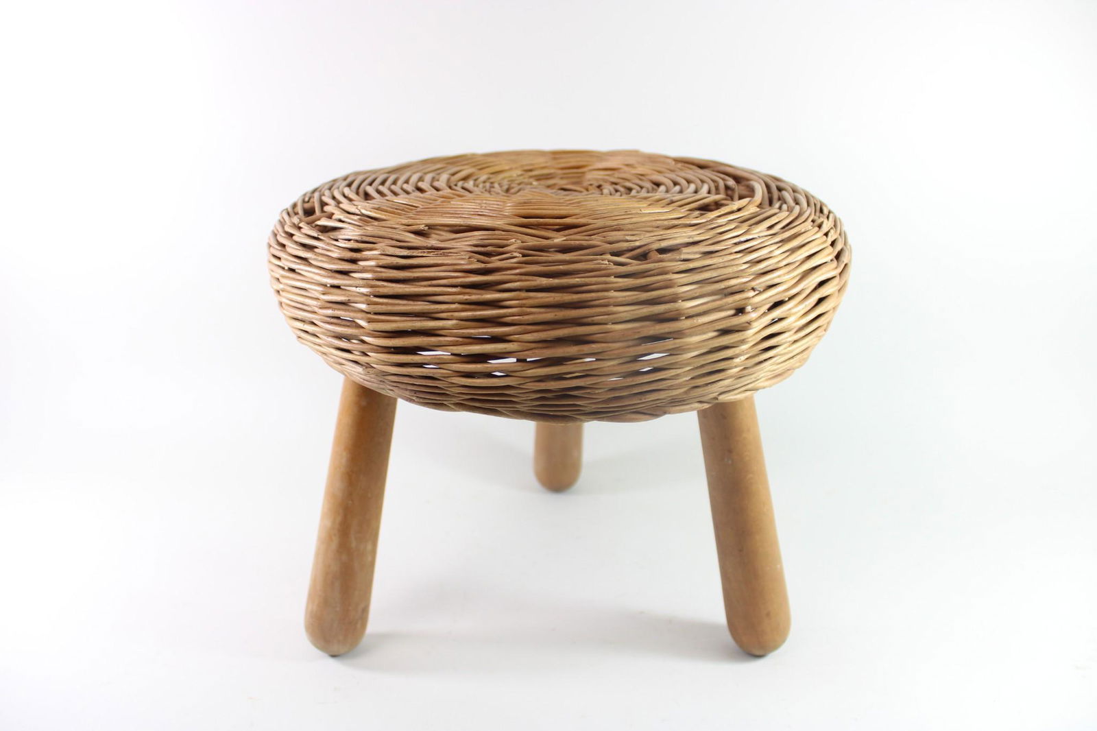 Mid-Century Modern Tony Paul 3 Legged Wicker & Wood Stool (1 of 9)