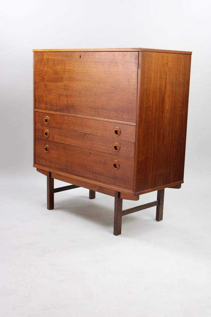 Yngve Ekstrom for DUX Mid-Century Teak Drop Front Desk: Yngve Ekstrom for DUX Mid-Century Teak Drop Front Desk. Swedish design in Danish Modern style teak wood veneer drop-front secretary cabinet, with locking drop front work surface that opens to fitted i
