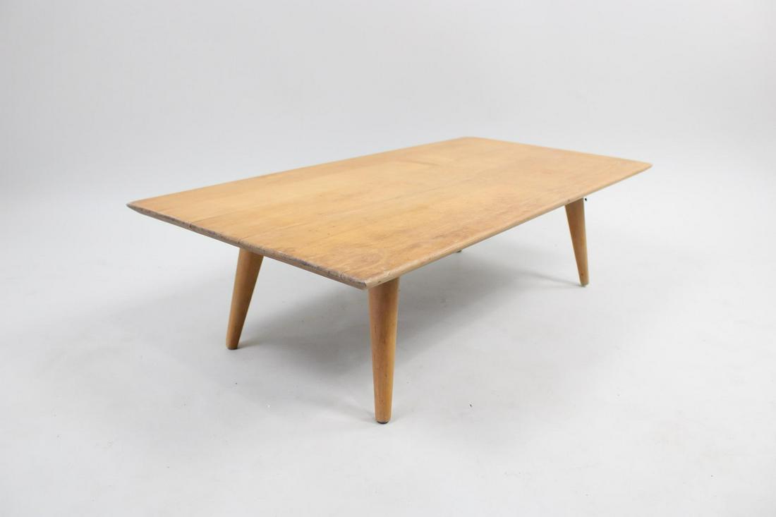 Mid-Century Modern Paul McCobb for Winchendon Wooden Coffee Table: Mid-Century Modern Paul McCobb for Winchendon Low Coffee Table. Low blonde table or bench has tapered legs. Winchendon Modern label on underside. Dimensions are 10 in h x 36 in w x 18.25 in d. Conditi