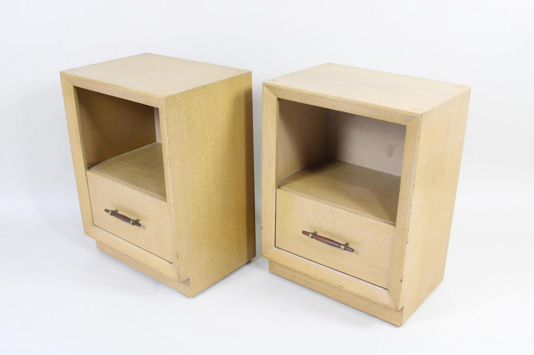 Pair of Mid-Century Modern John Stuart Blonde Side Tables: Pair of Mid-Century Modern John Stuart Blonde Wood Nightstands. Matching pair in blonde finish, with one drawer and dark wood and brass drawer pulls. Dimensions are 26 in h x 19.5 in w x 14 in d. Cond