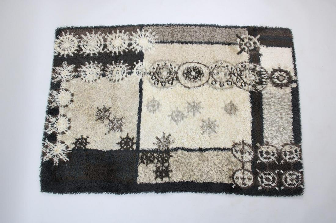 Mid-Century Modern B&W Scandinavian Rya Shag Rug, 4.5x6.5 Ft: Mid-Century Modern B&W Scandinavian Rya Shag Rug. Beautiful black, brown and cream Scandinavian shag rug. Dimensions are 79 in h x 54 in w x 1 in d. Condition is good to fair with surface wear. Please