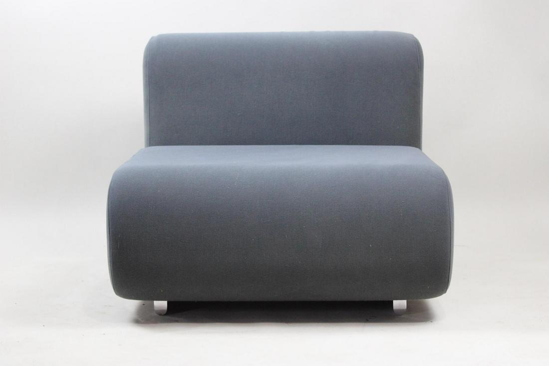 Knoll 1978 Kazuhide Takahama Suzanne Chair, Postmodern: Knoll Kazuhide Takahama Suzanne Chair, Postmodern. This chair is very comfortable. Dersigned by Kazuhide Takahama. The Knoll tag on the underside is dated 1978. Dimensions are 26.5 in h x 30 in w x 35