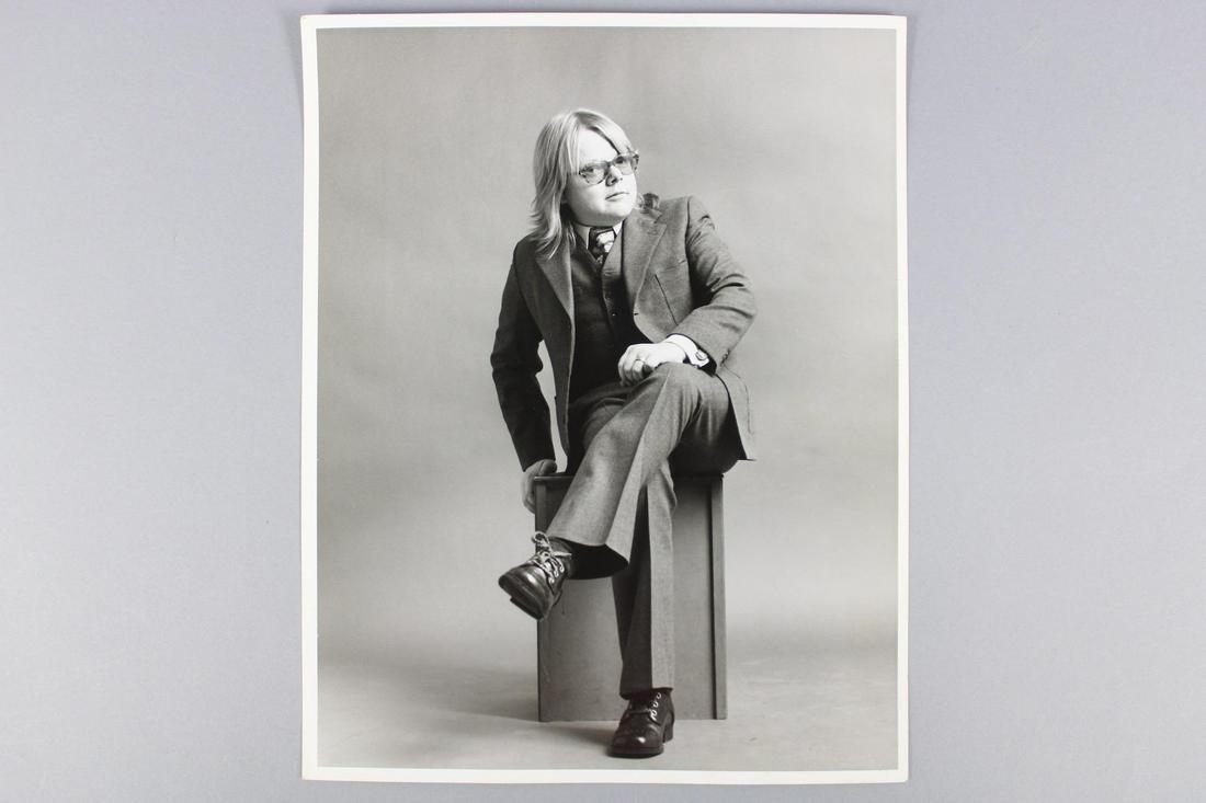 Kenn Duncan Photograph; Songwriter Paul Williams: Kenn Duncan, American Photographer 1925- 2013. Single B&W portrait photo of composer, singer and songwriter Paul Williams. Undated but likely 1970s. Quantity: 1 Size 14 x 11 in Photographer: Kenn Dunc