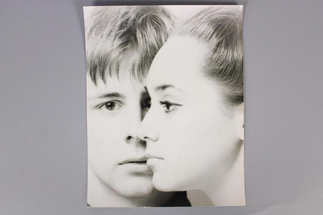 Kenn Duncan Photograph; Kurt Peterson & Vicki Mallory in West Side Story: Kenn Duncan American Photographer 1928 -1986. Single B&W photo of Kurt Peterson & Vicki Mallory in a publicity shot for West Side Story. Undated but from 1968-1983. Quantity: 1 Size 14 x 11 in Photogr