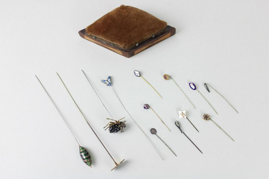 14 Piece Lot Vintage Costume Jewelry, Stick & Hat Pins (1 of 11)