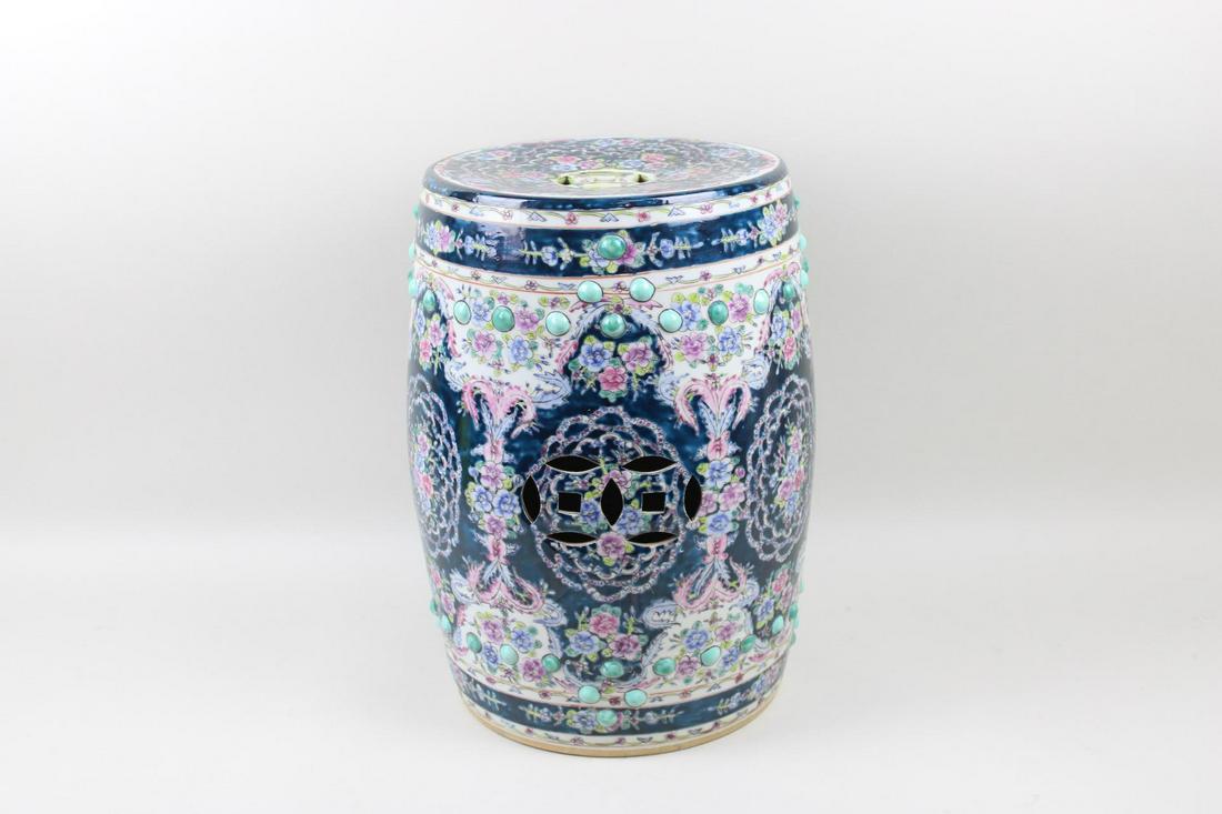 Colorful Chinese Porcelain Famille Rose Garden Stool (1 of 10)
