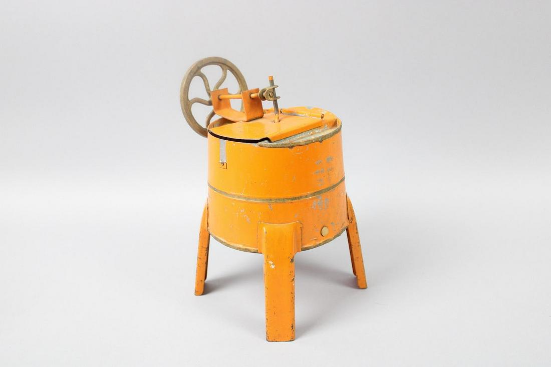 Industrial Salesman Sample Sized Washing Machine (1 of 10)