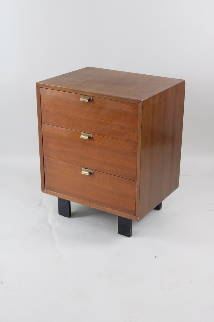 Mid-Century Modern George Nelson for Herman Miller Side Table, 3-Drawer (1 of 11)