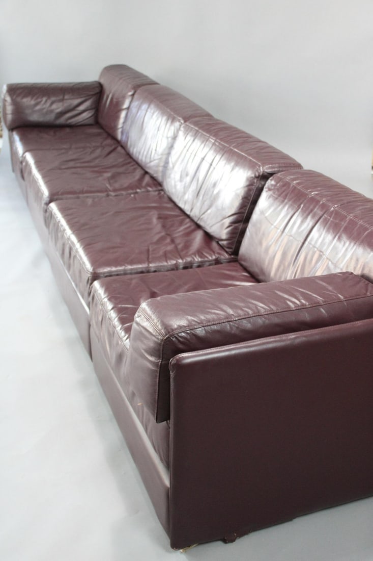 Postmodern Sectional Sofa by Leather Center, DeSede Style (1 of 15)