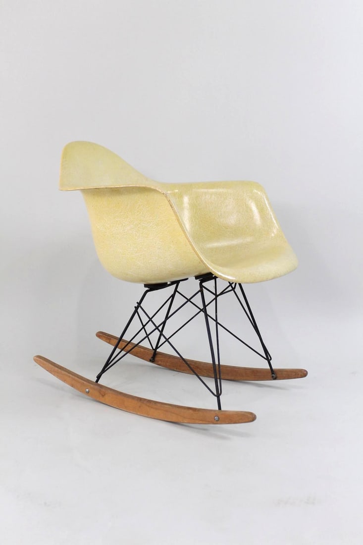 Mid-Century Modern Herman Miller Eames 'Zenith' RAR Rocking Chair, Yellow Fiberglass (1 of 12)