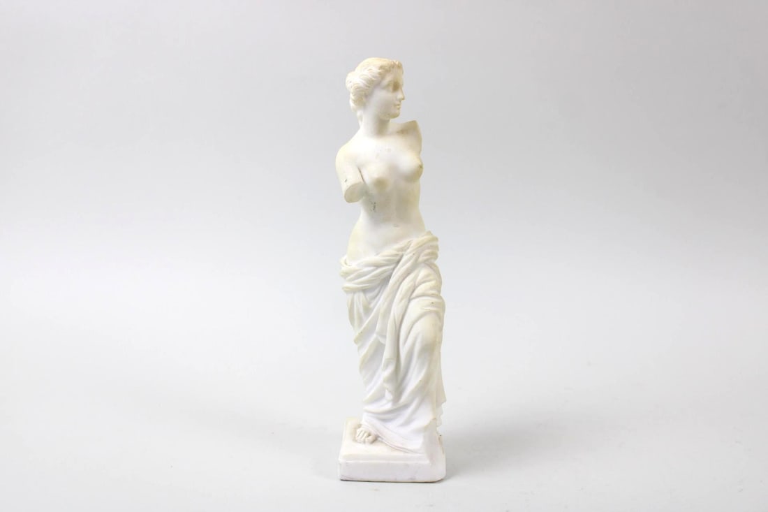 Venus de Milo Statuette Figure (1 of 10)