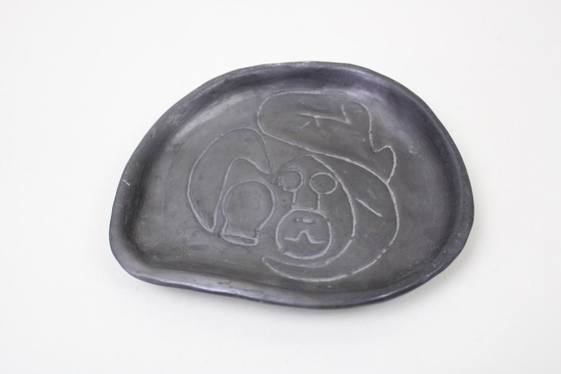 Mid Century Modern Lama Oaxaca Mexico Black Ceramic Dish, Abstract (1 of 6)