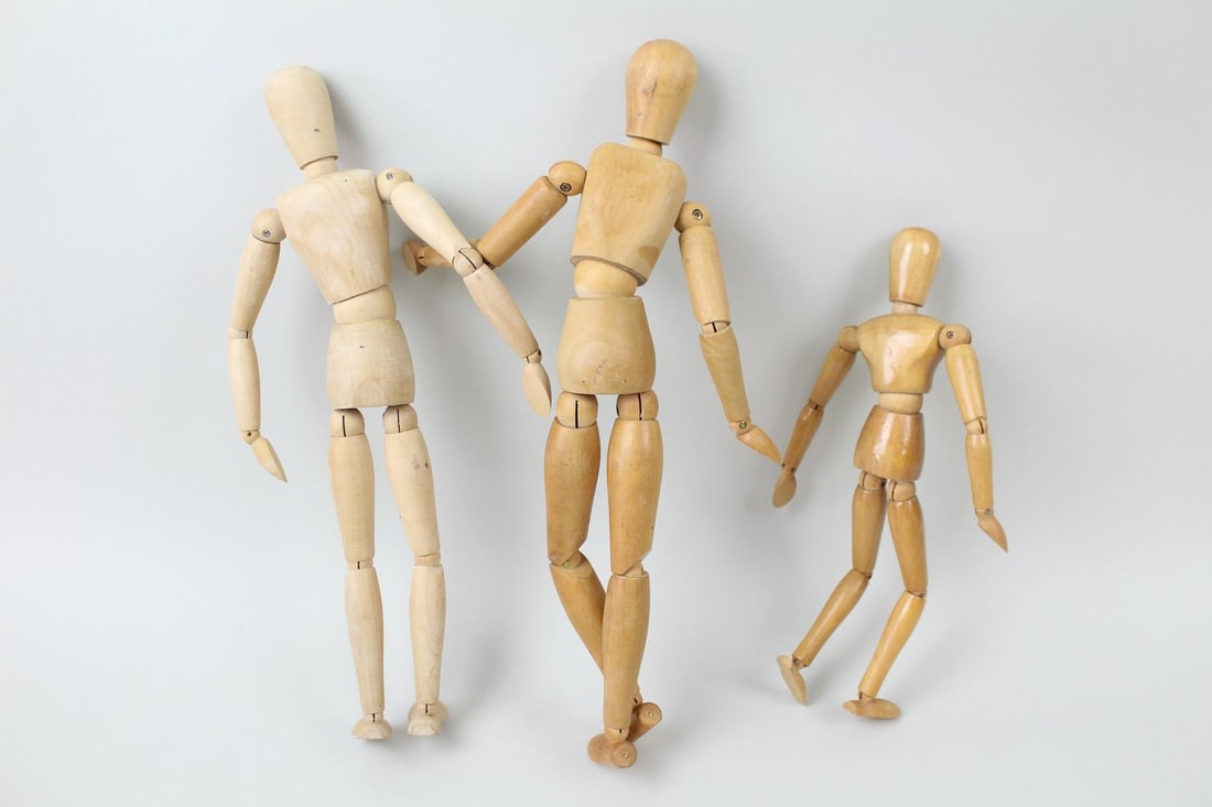 Lot of 3 Artist Manikin Drawing Figures, Articulating Joints (1 of 9)