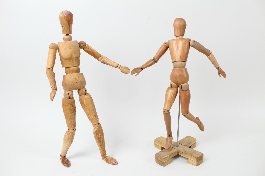 Pair of Artist Manikin Drawing Figures, Articulating Joints (1 of 13)