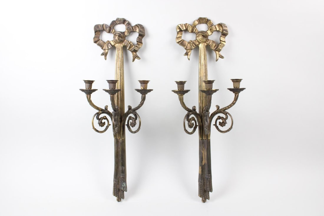 Pair of Victorian Rococo Style Bronze Candle Sconces (1 of 13)