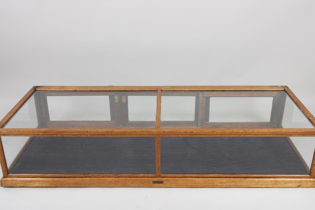 Sun Mfg Co. Oak General Store Display Showcase (1 of 14)