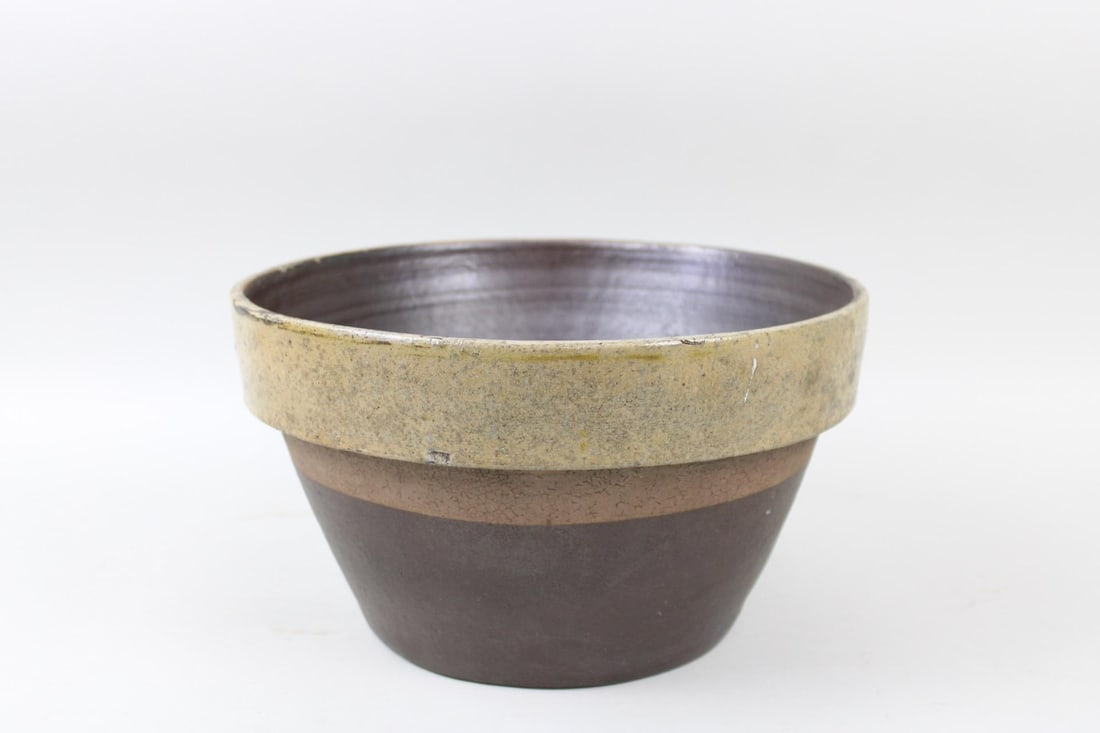 Mid-Century Modern Minimalist Studio Pottery Planter (1 of 8)