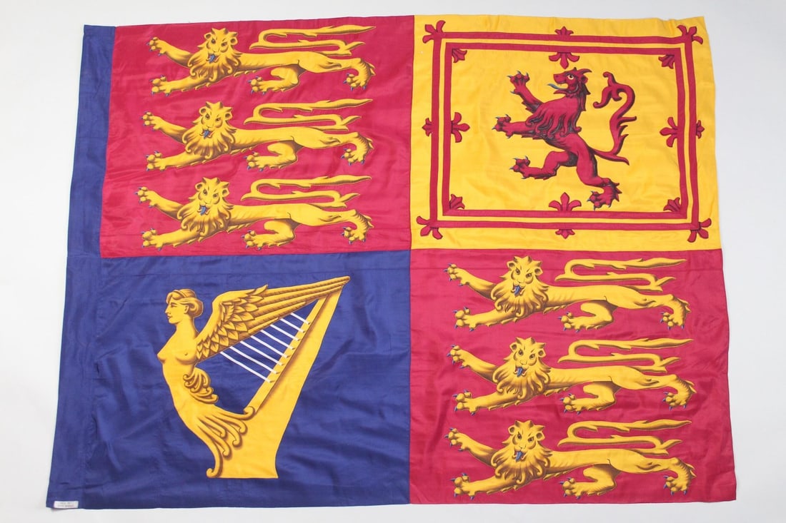 Large Silk British Royal Standard Flag of United Kingdom, Great Britain UK (1 of 10)