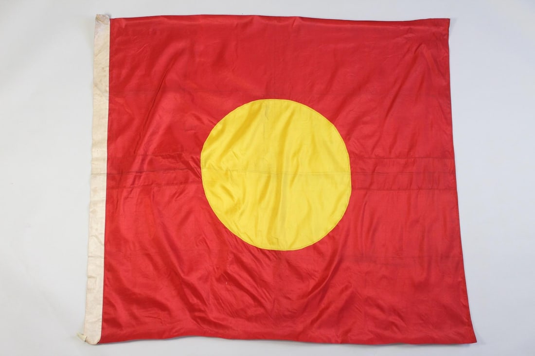 Large Silk Chinese Flag, China Merchant's (1 of 8)