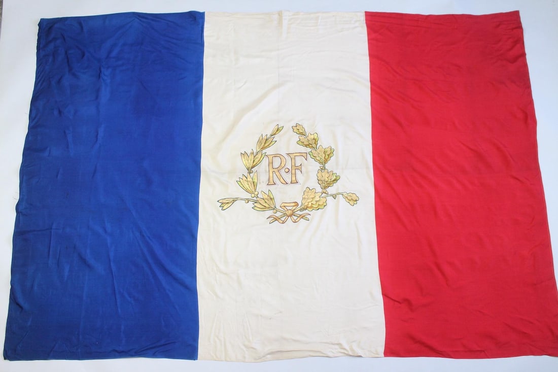 Large Silk French Third Republic Flag of France, Republique Francaise, 1 of 2 (1 of 10)