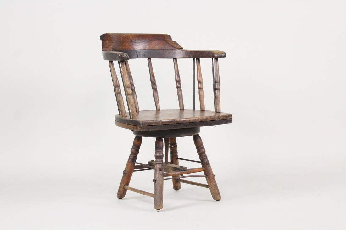 Wooden Swivel Captain's Chair, Smokers Bow (1 of 9)