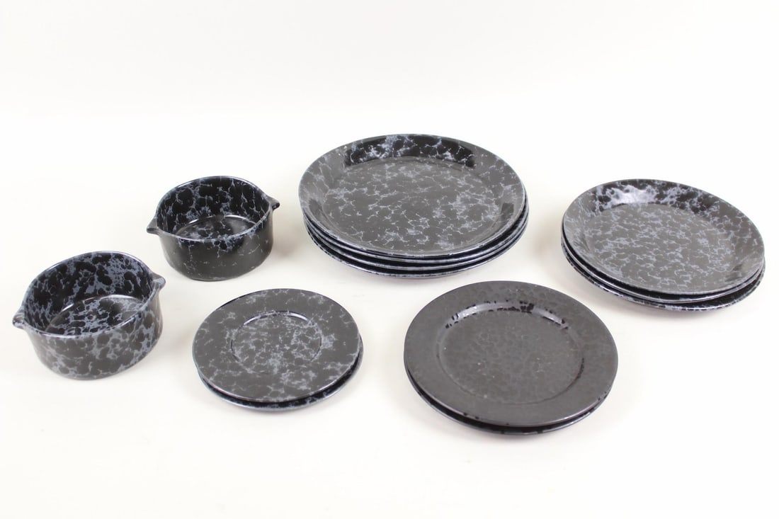 Lot of 13 Black Bennington Potters Kitchenware Dishes, Moondrop (1 of 20)