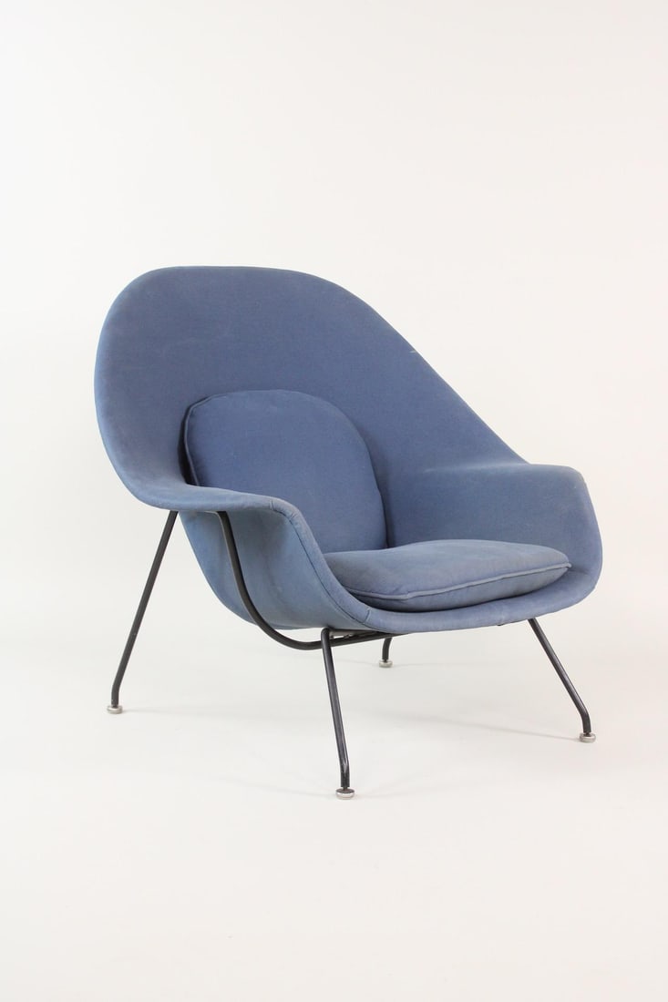 Saarinen "Womb" Chair for Knoll (1 of 9)