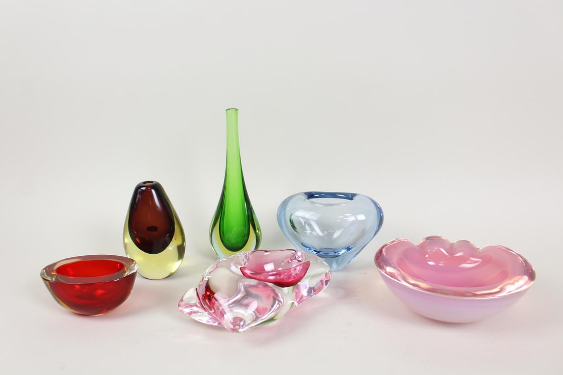 Lot of 6 Blown Glass Vases & Ashtray Bowls, Murano Italy & Holmegaard: Lot of 6 Italian Murano Blown Glass Vases & Ashtray Bowls. This lot includes 2 dual-tone bud vases; 1 blue wide mouthed vase bowl; 1 scalloped edge pink serving bowl; 1 thick walled red bowl; and 1 la