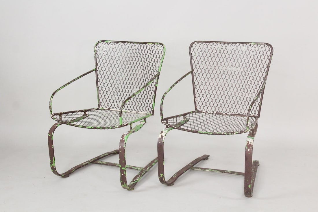 Mid-Century Modern Pair of Cantilevered Springer Garden Chairs, Salterini Style (1 of 9)