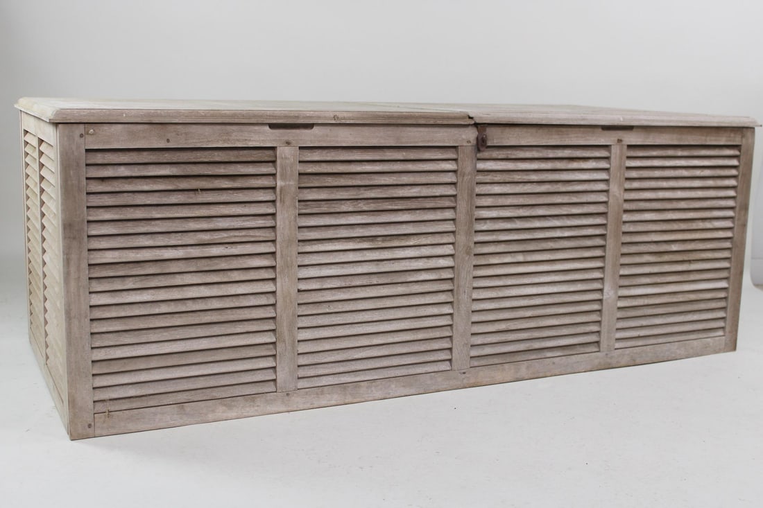 Large Frontgate Teak Outdoor Deck Pool Storage Chest (1 of 20)