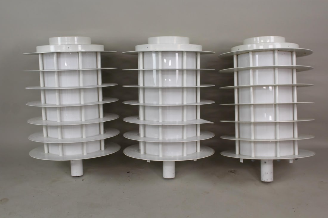 Lot of 3 Mid-Century Modern White Metal Street Lights, 2 of 3 (1 of 7)