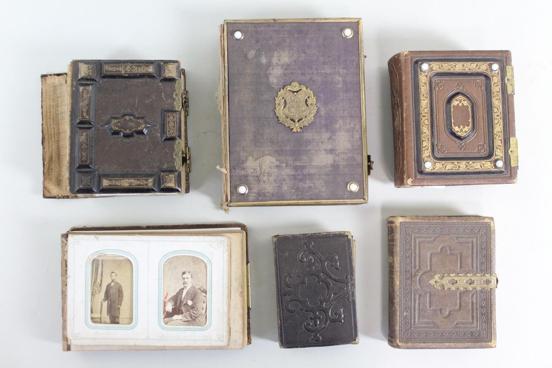 Lot of 6 Small Antique Photograph Albums with CDV & Tintypes (1 of 19)