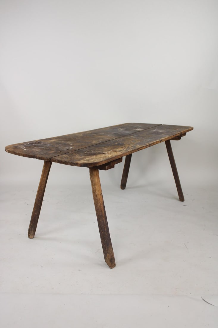 Primitive Slab Top Wooden Farm Peg Leg Table (1 of 16)