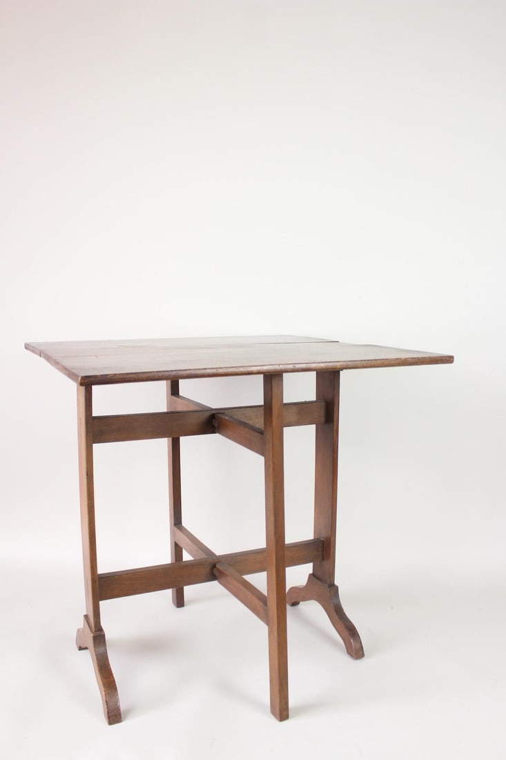 Small Wooden Wine Tasting Vendange Drop Leaf Table: Small Antique Wooden Wine Tasting Vendange Drop Leaf Table. This portable narrow table has hinged gate legs in French vendage style that slide out to support the two extendable leaves of the squared t