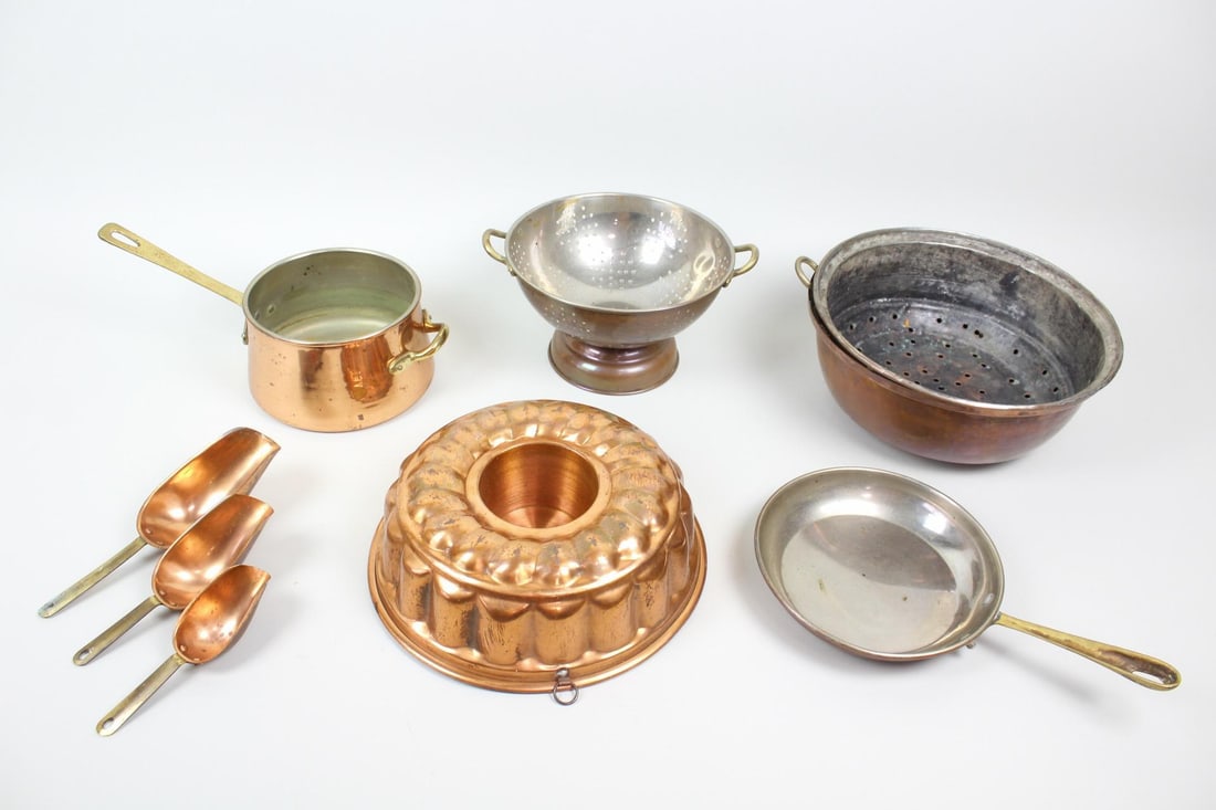 Lot of 8 Copper Kitchen Tools, Pot, Pan, Sieve, Scoops, Cake Mold, Bowl (1 of 17)