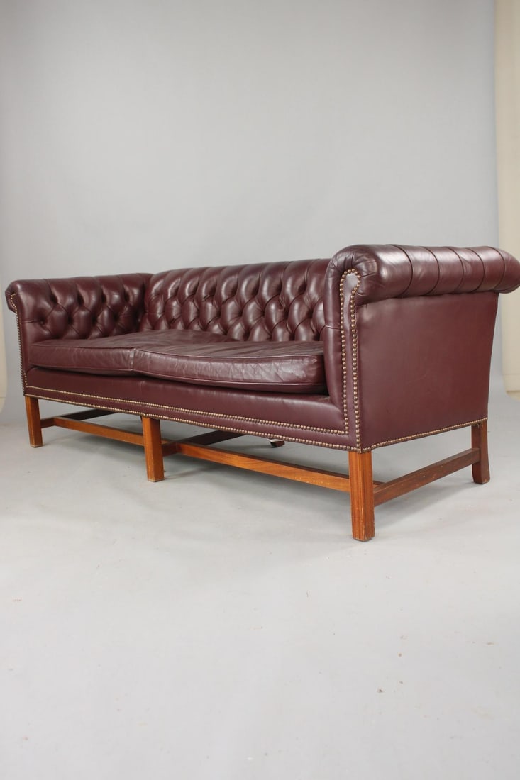 Maroon Leather Chesterfield Sofa on Wooden Base (1 of 18)