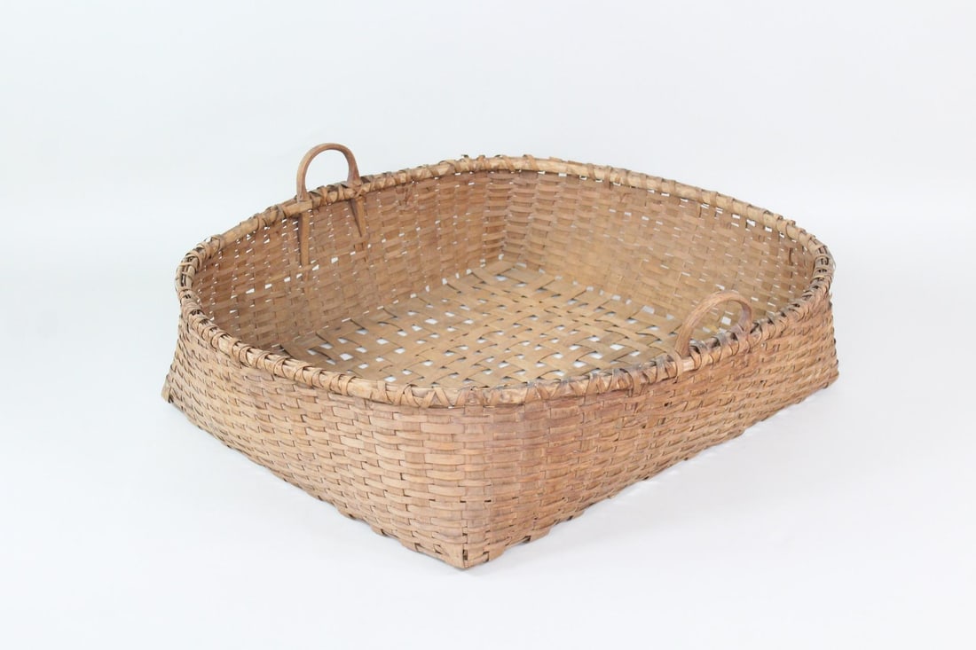 Oversized Woven Gathering Basket (1 of 8)