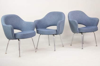 Set of 3 Light Blue Saarinen Executive Chairs for Knoll