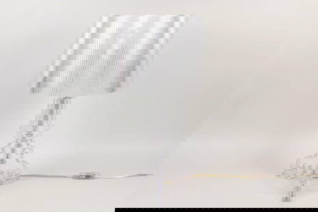 Postmodern Transparent 'Bourgie' Plastic Lamp, Ferruccio Laviani for Kartell: Postmodern Transparent 'Bourgie' Plastic Lamp, Ferruccio Laviani for Kartell. This sculptural contemporary clear polycarbonate light has a baroque style cut base and ridged cylindrical shade. Marked a