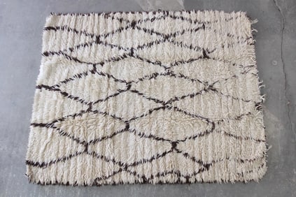 Minimalist Moroccan Lattice Geometric Design Shag Rug