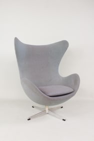 Arne Jacobsen Grey Egg Chair, Fritz Hansen