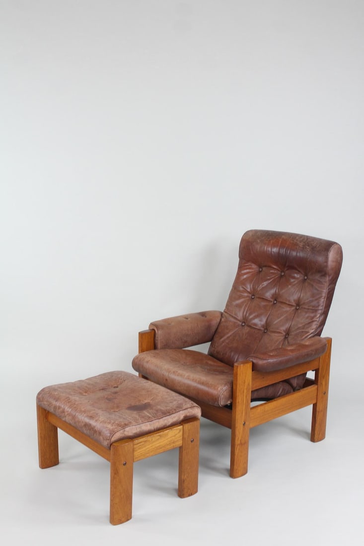 Danish Modern 'Amigo' Leather Recliner Chair & Ottoman, Ekornes (1 of 11)