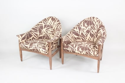 Pair of Mid-Century Modern Milo Baughman Club Chairs for Thayer Coggin